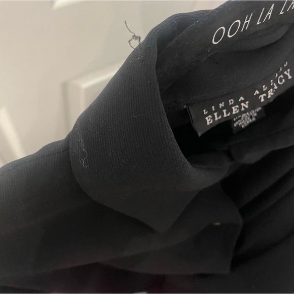 Linda Allard Ellen Tracy Black Blouse with Gold Buttons - Picture 5 of 7